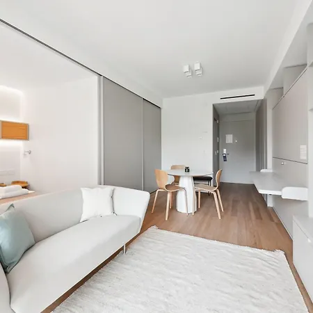 Limehome Milan Via Stresa-2